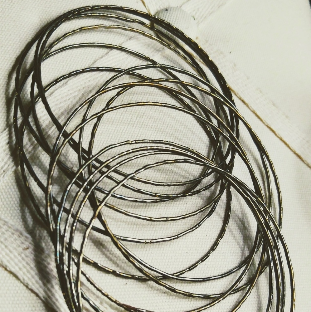 VTG hammered bronze/brass Bangles